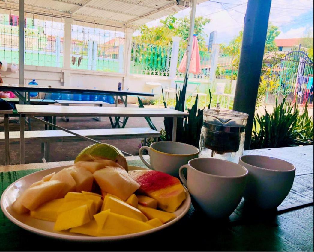 Vernice Backpacker Hostel Vientiane Eksteriør billede